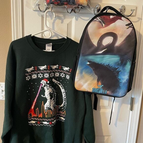 Godzilla Backpack Godzilla Christmas Sweater 2X Godzilla Plush Throw Blanket NEW - Picture 2 of 16